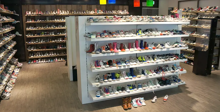 Schoenhuis Brink winkelinterieur