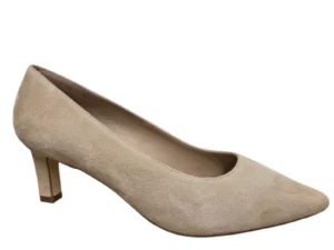 Peter Kaiser Peter Kaiser 9-9-72403-46 318 Sand Pumps Zand Suede Dames