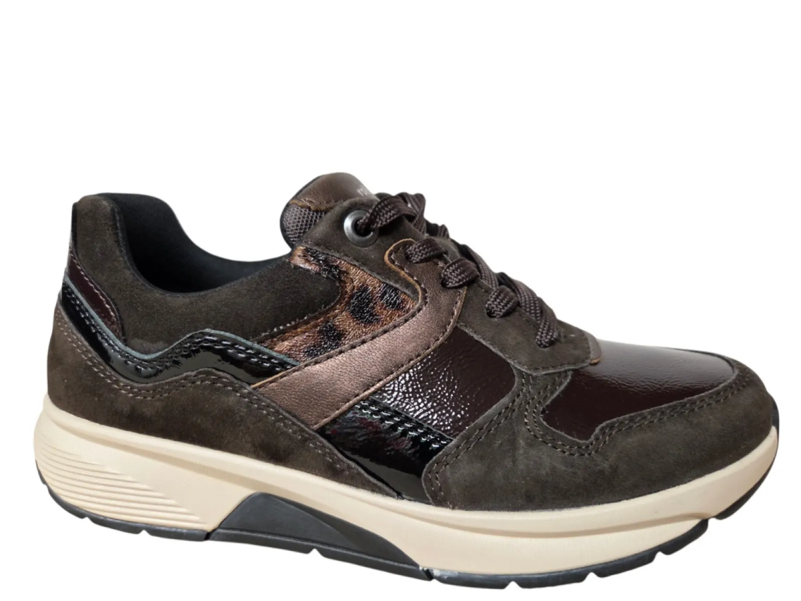 Gabor Gabor 0106.03.006 Sneakers Bruin met Brons Leer, Lak en Nubuck Dames